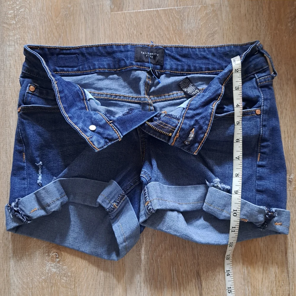 Celebrity Pink Runaway Blue Denim Distressed Shorts Cuffs Women's Size 5 / 27